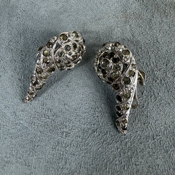 Vintage 30s Rhinestone Silver Tone Screw Back Earrings Pat Pending 164-9187 - Picture 1 of 8